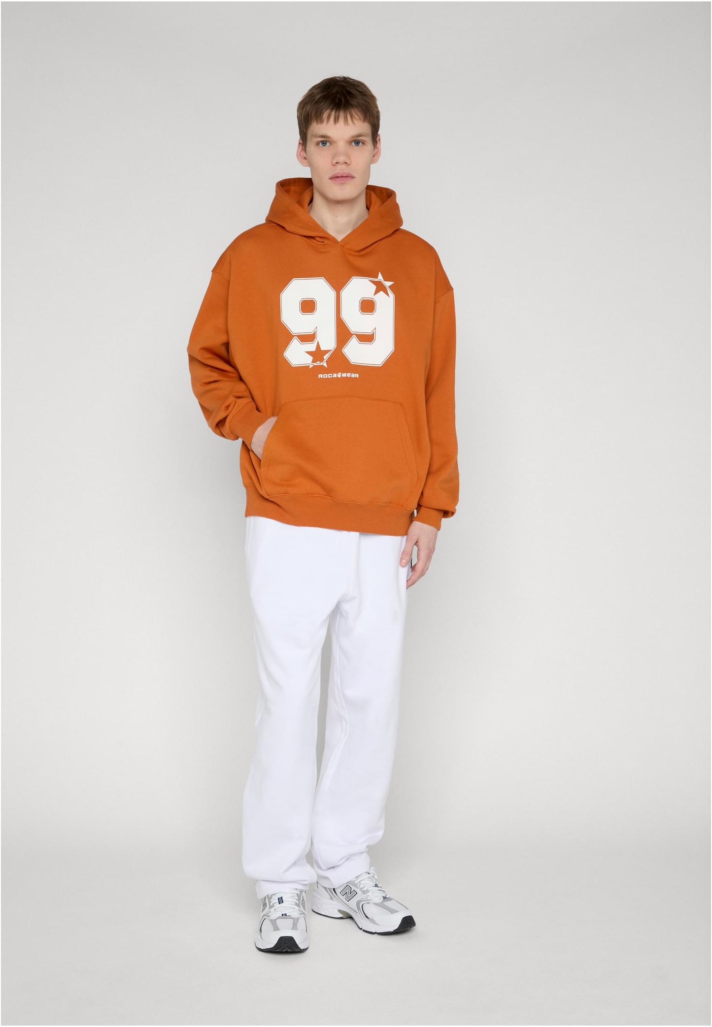Rocawear STRAMBERS Hoody Orange Herren Hoodie Vorderansicht mit 99 Frontprint