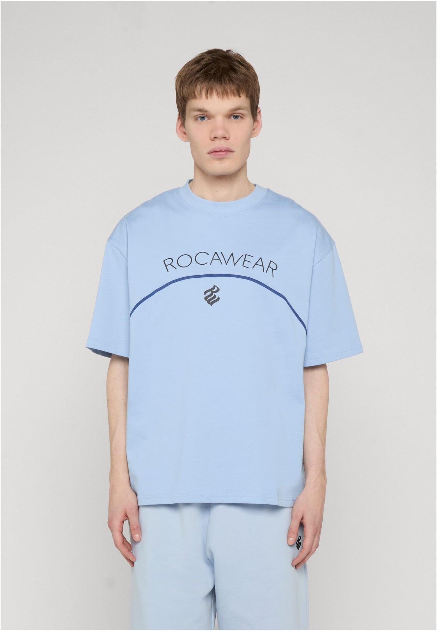Rocawear ARCH T-Shirt Hellblau Herren T-Shirt Vorderansicht mit Logo-Print