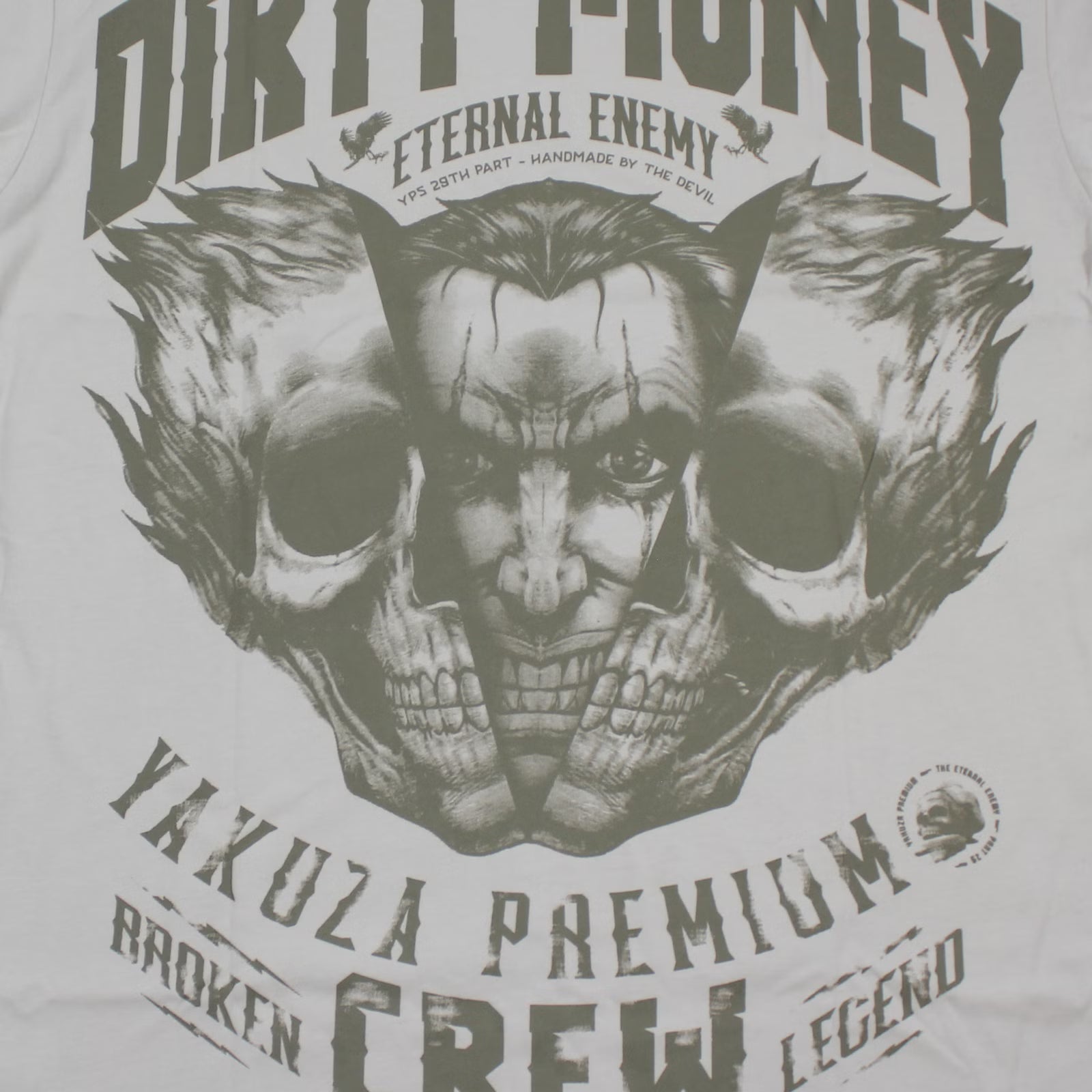 Rückseite von grauem Yakuza Premium T-Shirt mit Biker Totenkopf Print.