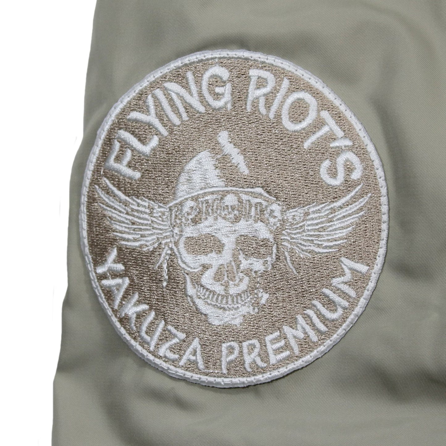 Limitierte Yakuza Bomberjacke in Oliv mit Patch und Stickerei