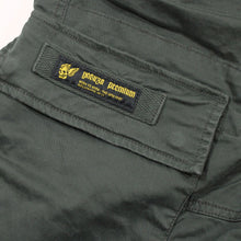 Laden Sie das Bild in den Galerie-Viewer, Yakuza Premium 3751 Cargo Pants Dunkelolive
