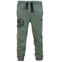 Laden Sie das Bild in den Galerie-Viewer, Yakuza Premium YPJO 3729 Jogginghose Olive
