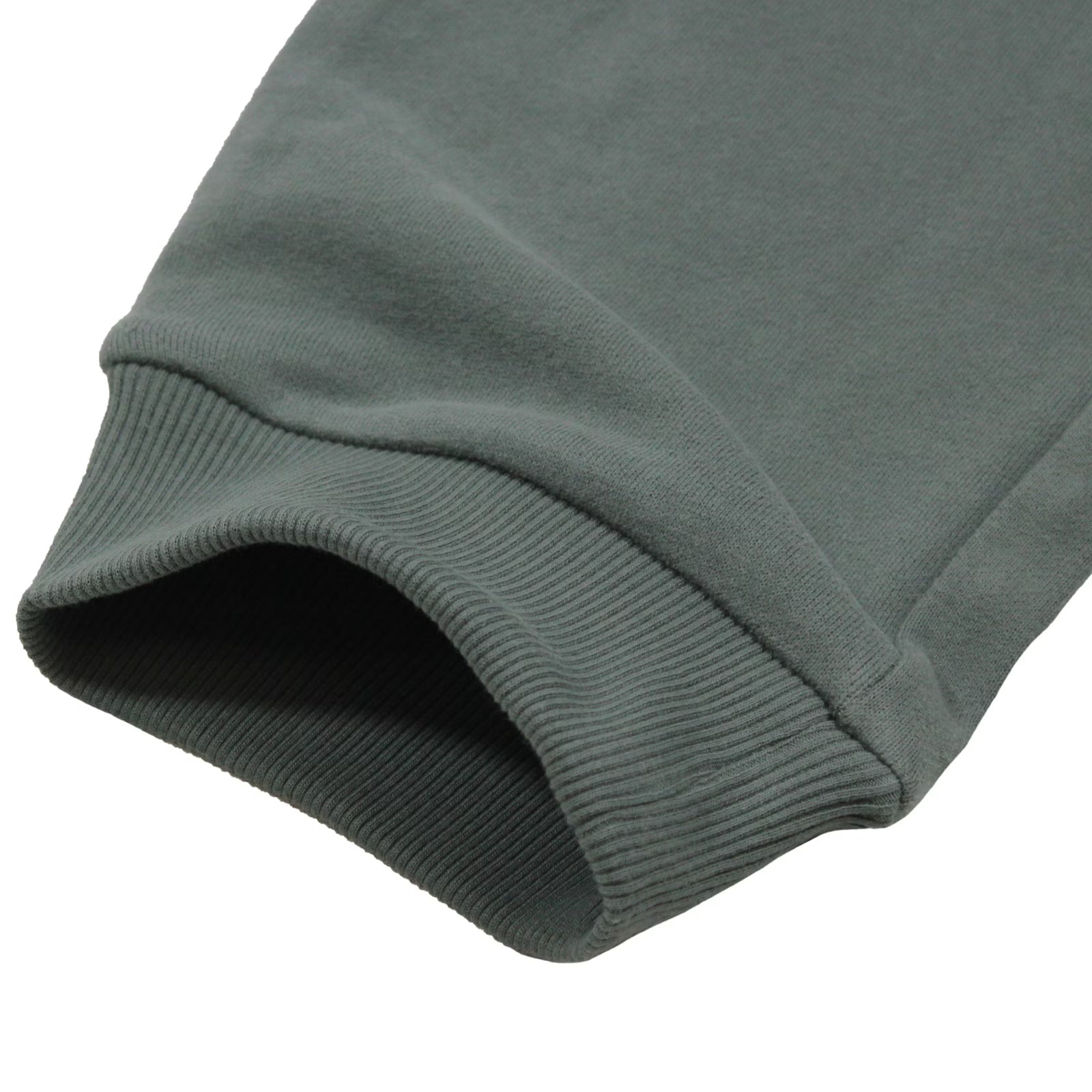 Bequeme Jogginghose Oliv für Alltag und Sport. Elastischer Bund, angenehmer Stoff und moderner Schnitt – ideal für Freizeit und Training