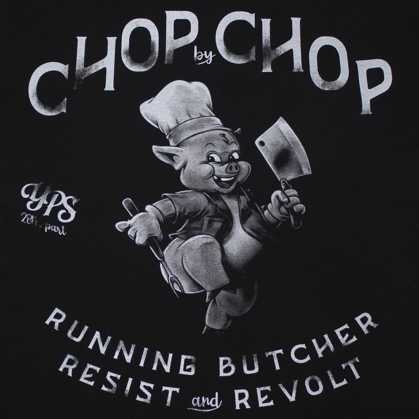 Yakuza Premium Selection T-Shirt in Schwarz mit grossem Frontprint Schwein als Koch und Chop by Chop Schriftzug auf dem Rücken