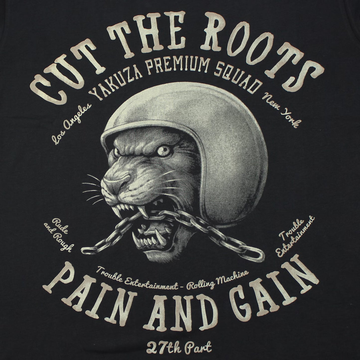 Yakuza Premium T-Shirt 3901 in schwarz mit grossem Frontprint im Tattoo-Stil und markantem Schriftzug auf dem Rücken – Herren Streetwear