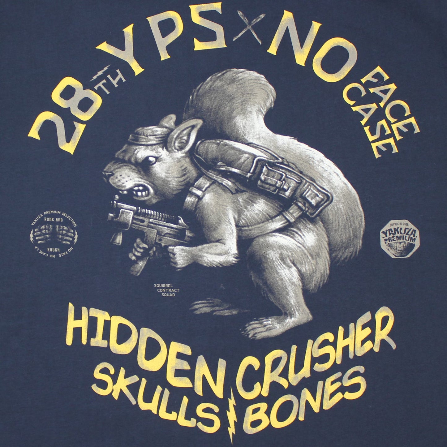 Detail des Eichhörnchen-Prints auf dem Yakuza Premium T-Shirt Dunkelblau aus Pima-Baumwolle.