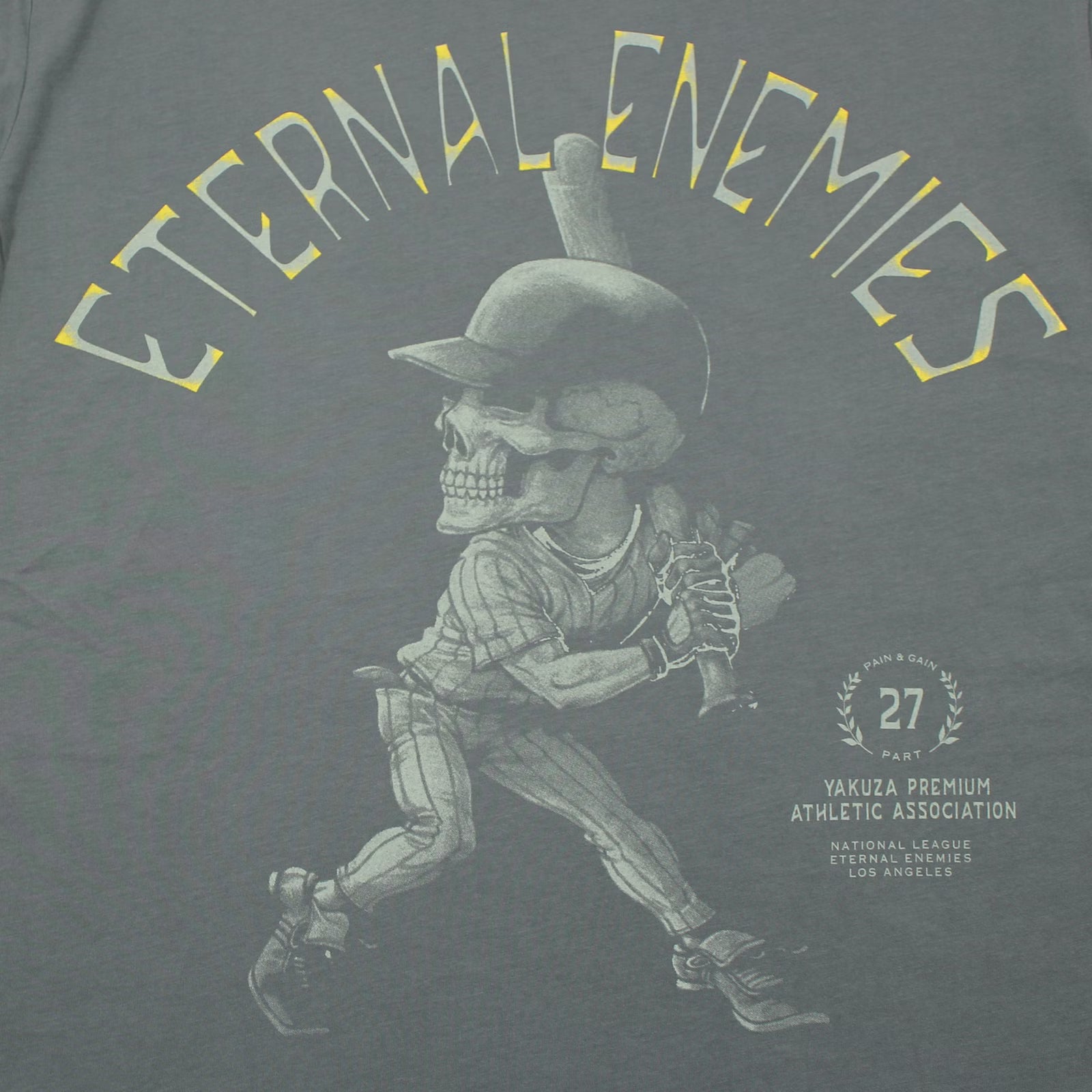Yakuza Premium T-Shirt 3900 in olivegrau mit grossem Frontprint im Tattoo-Stil und markantem Schriftzug auf dem Rücken – Herren Streetwear