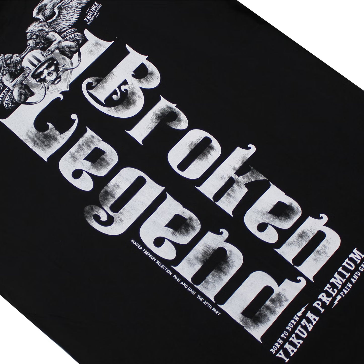 Yakuza Premium  YPS 3912  T-Shirt Schwarz aus 100% Baumwolle mit grossem Brustprint und auffälligen Schriftzug auf dem Rücken.