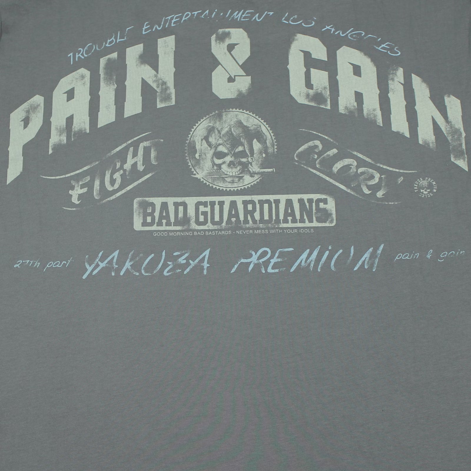 Yakuza Premium 3914 T-Shirt in grey blau aus 100 % Baumwolle mit grossem Brustprint und auffälligem Schriftzug auf dem Rücken