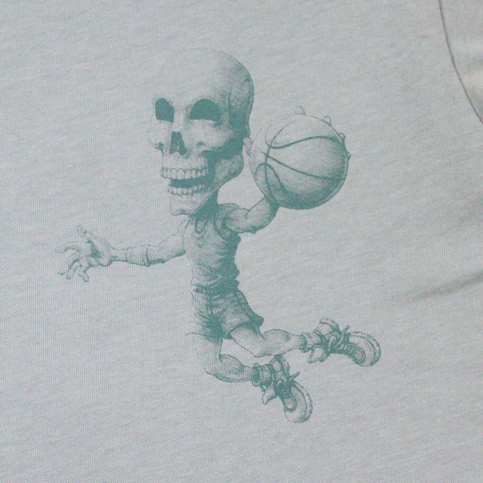 Hochwertige 180g Pima-Baumwolle und verstärkte Nähte beim mint Yakuza Premium T-Shirt.