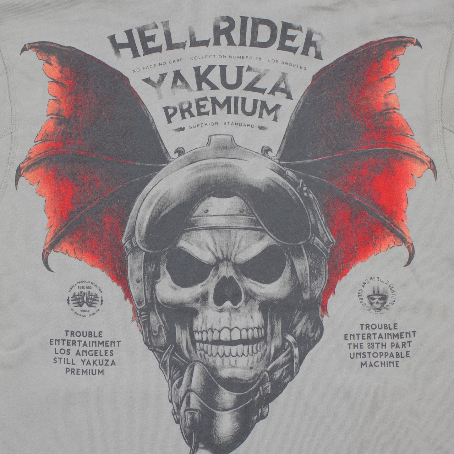 Yakuza Premium Sweatjacke Silver mit Kapuze, Reissverschluss, Fledermaus-Skull-Rückendruck und Brustlogo, limitiert