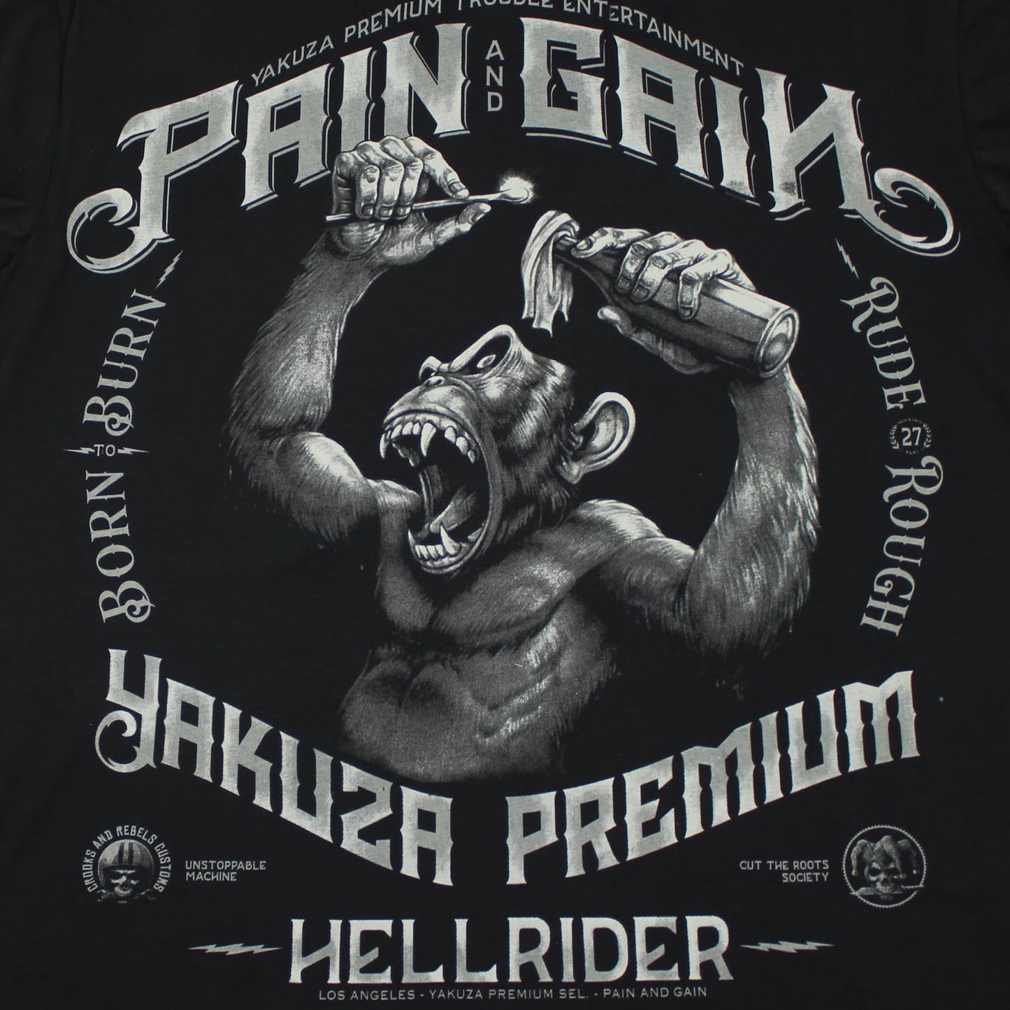 Schwarzes Yakuza Premium T-Shirt mit Affen-Print auf dem Rücken