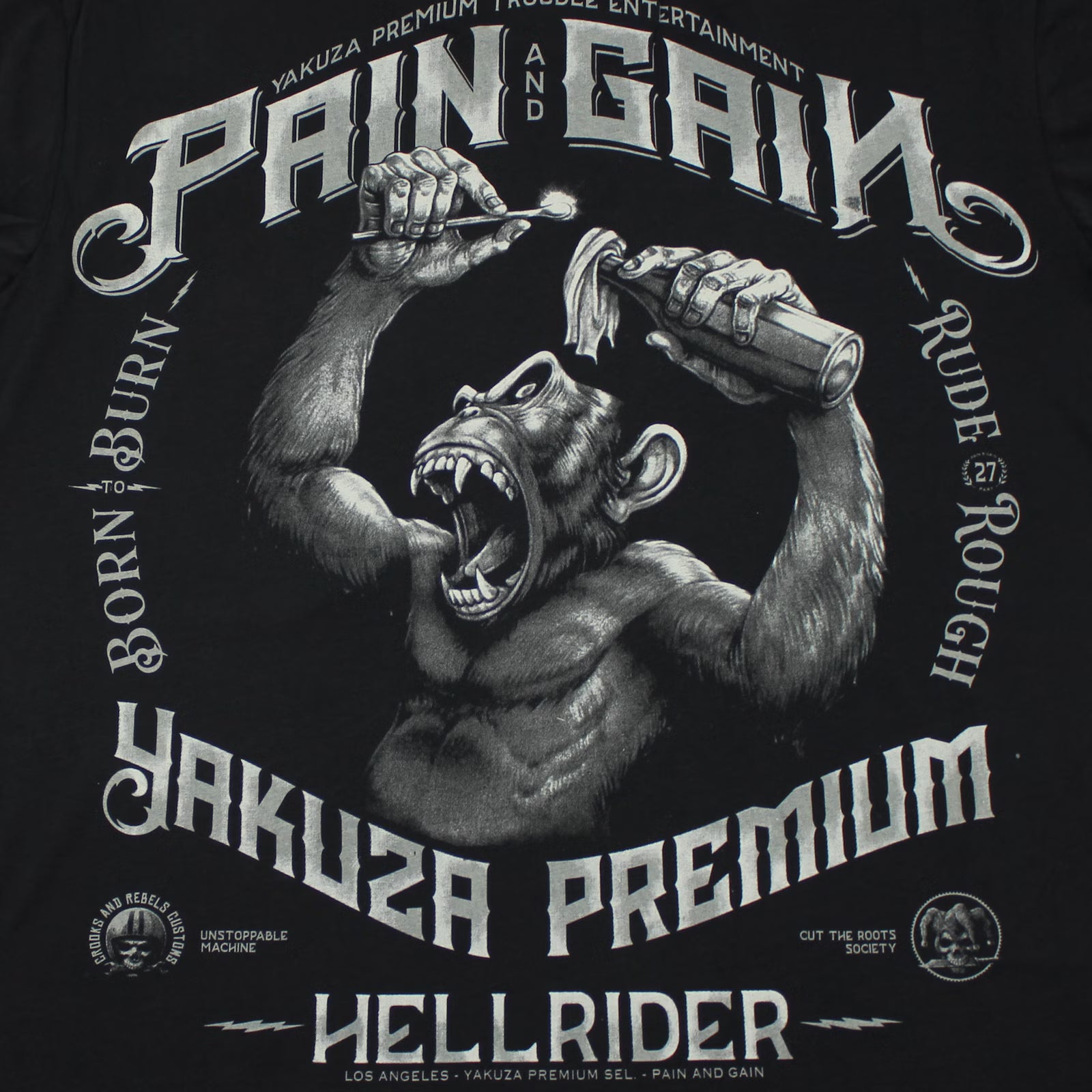 Schwarzes Yakuza Premium T-Shirt mit Affen-Print auf dem Rücken